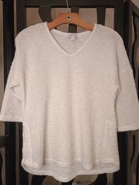 4/$25 Cream 3/4 Sleeve Top, S